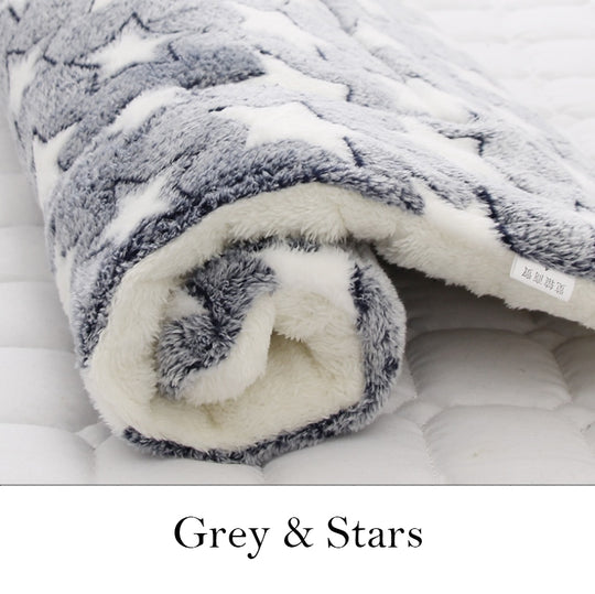Soft Warm Dog Fleece Blanket- Grey Stars